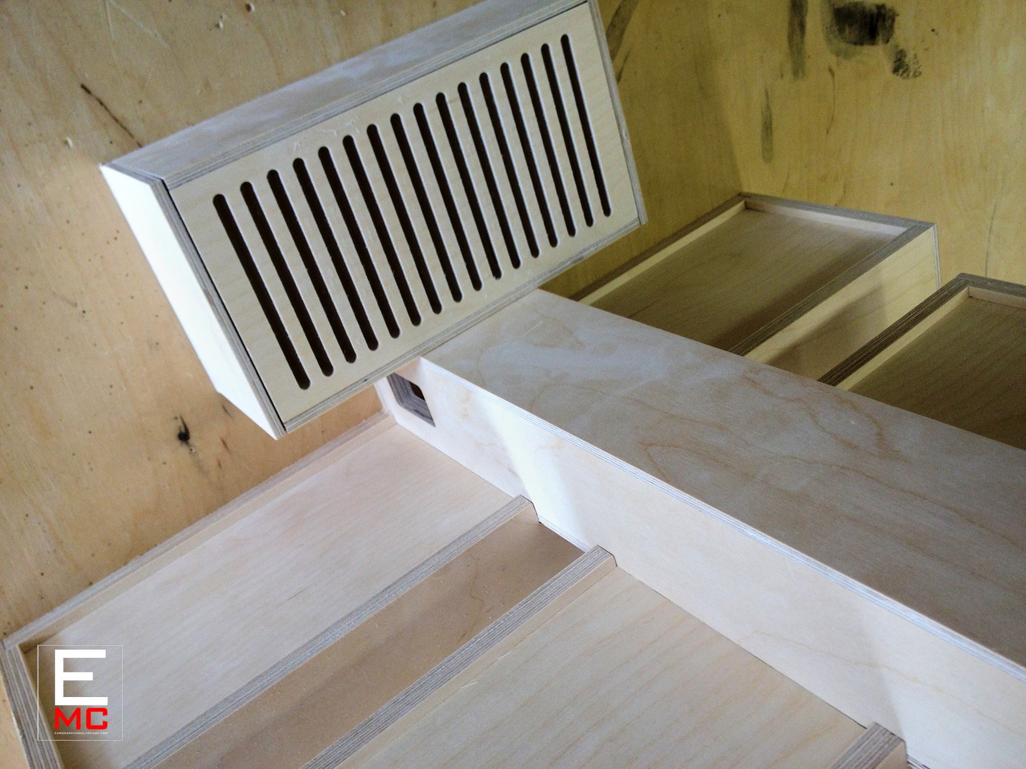 eurorack case wáng (king)