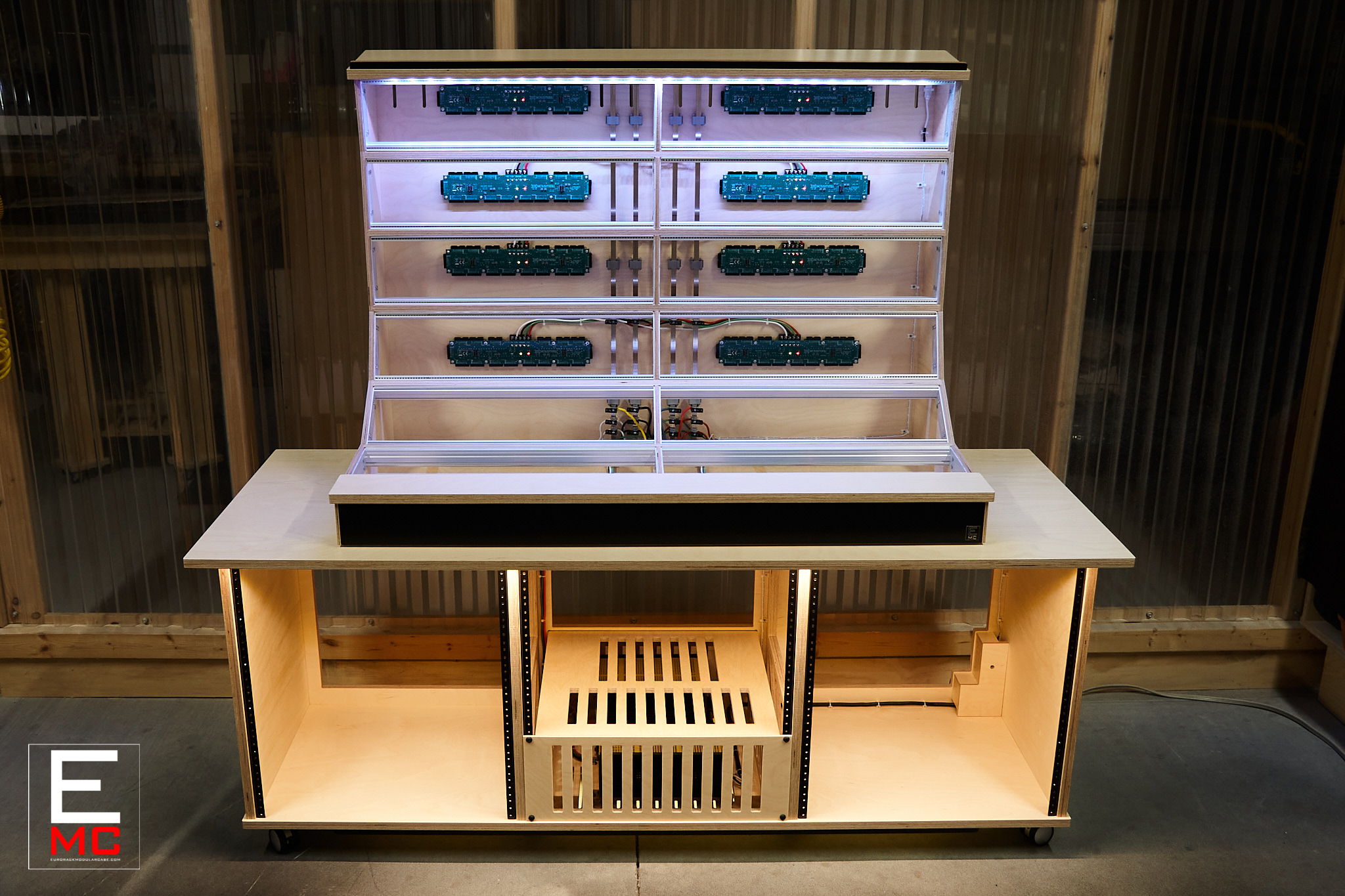 18u eurorack case lander lev perrey universal audio