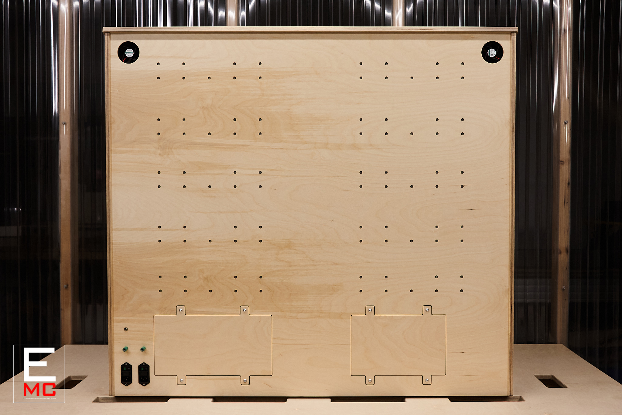 24u eurorack modular case Genus Modu LIBBS