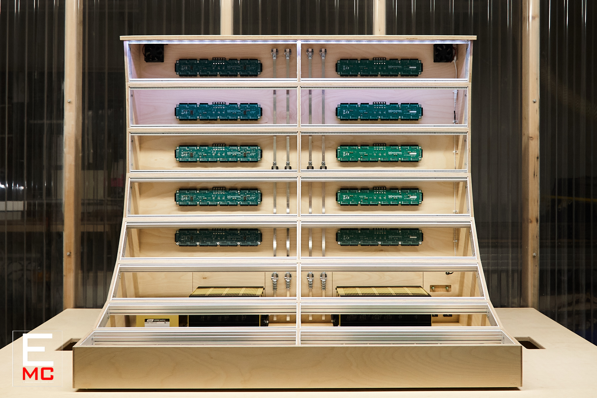 24u eurorack modular case Genus Modu LIBBS