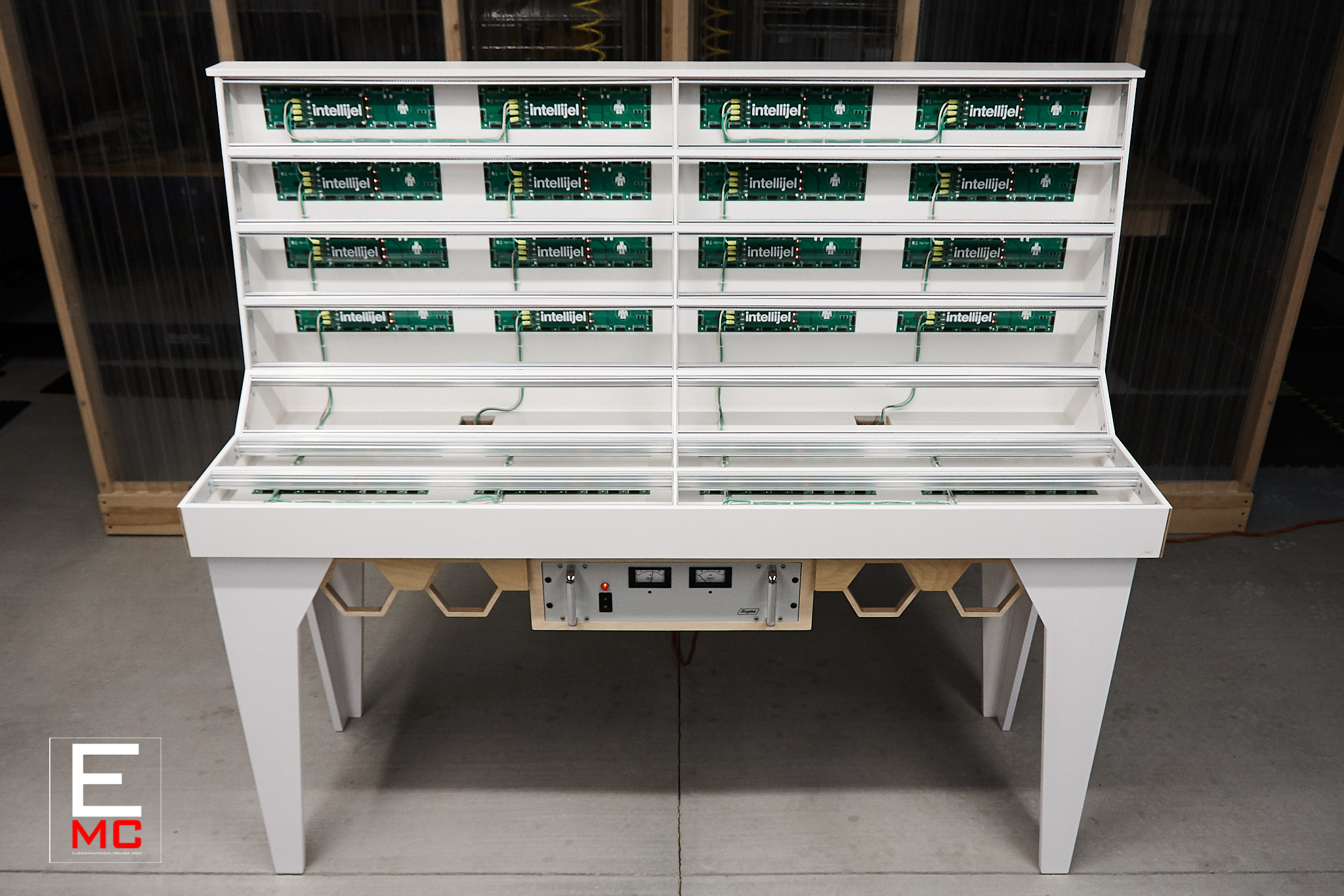 andrew huang eurorack case 21U Saturn