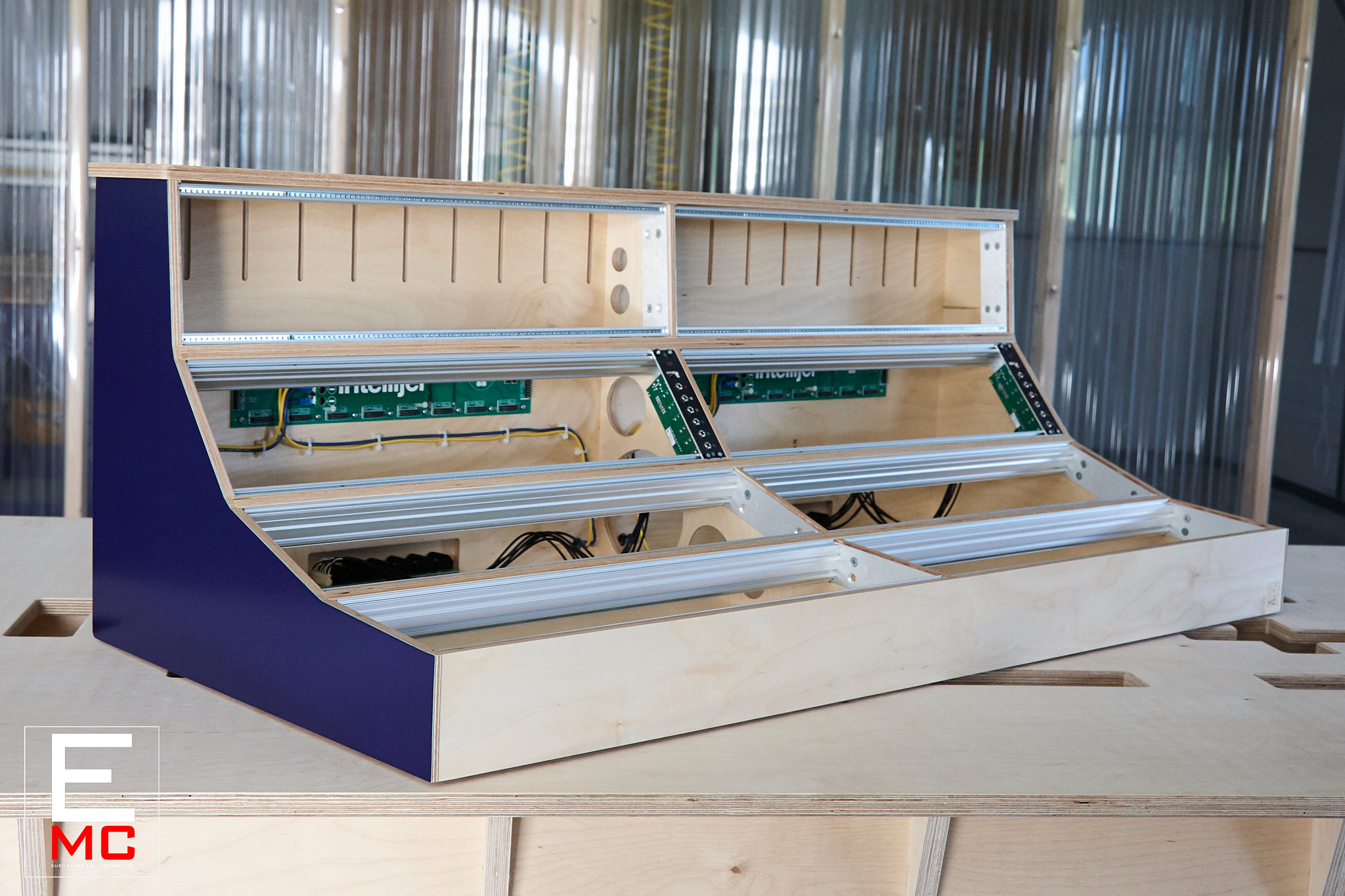 Eurorack case 12u golden ratio