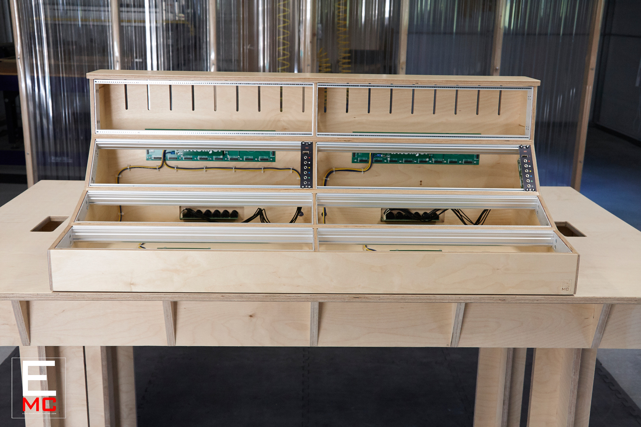 Eurorack case 12u golden ratio