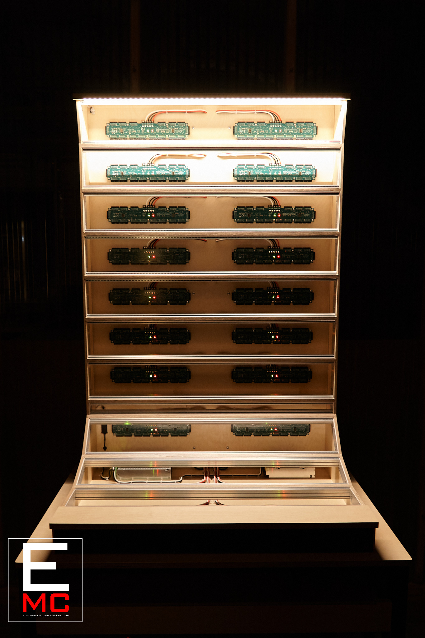 NateLueck.EurorackModularCase.2Egress