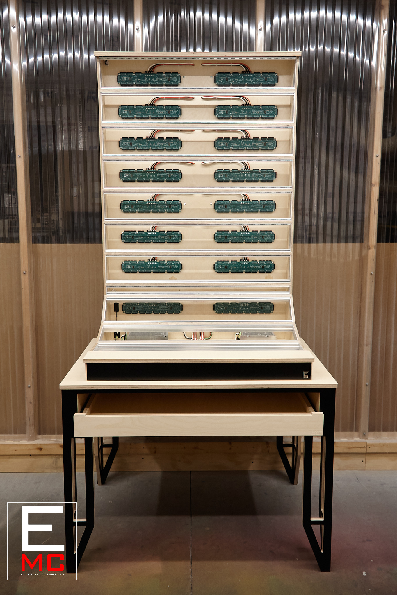 NateLueck.EurorackModularCase.2Egress