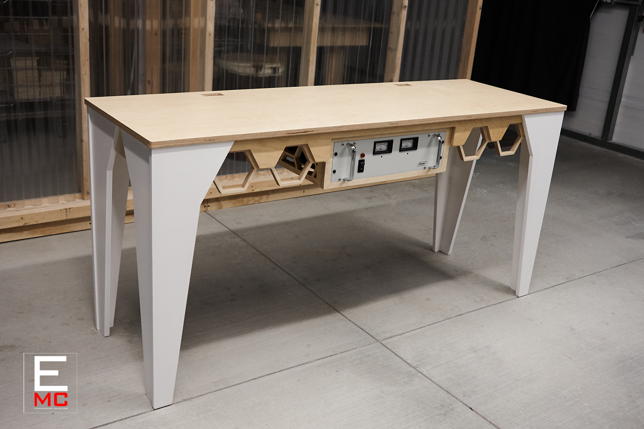 andrew huang eurorack case 21U Saturn